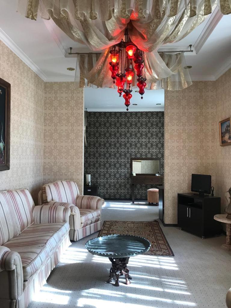 Villa Petrolea Hotel Baku Exterior photo
